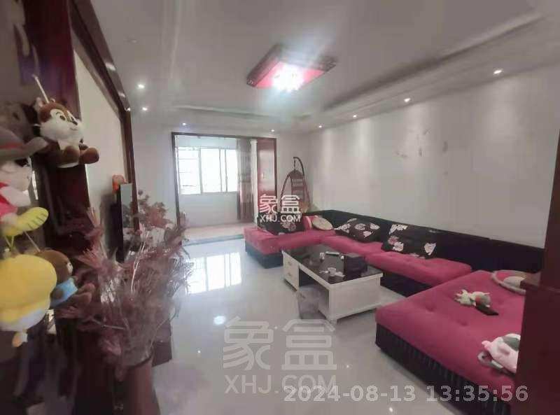 东湖小区  3室2厅2卫   1700.00元/月室内图