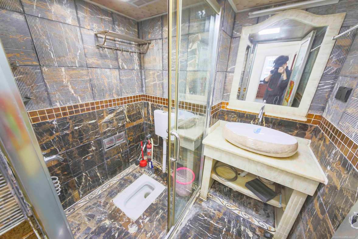 长城华都  2室2厅1卫   2650.00元/月室内图