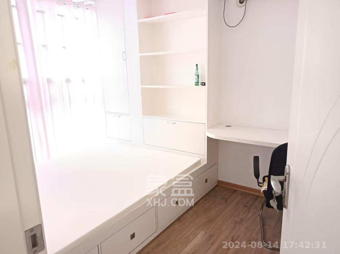 华盛世纪新城 1室2厅1卫 2100.0元/月 华盛世纪新城 1室2厅1卫 2100.0元/月室内图