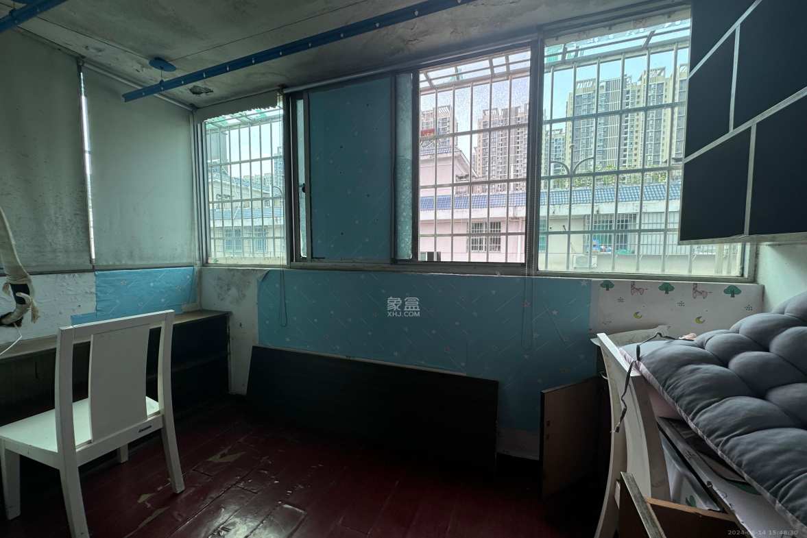 茶叶大市场“山水茗园”  2室2厅1卫   1300.00元/月室内图