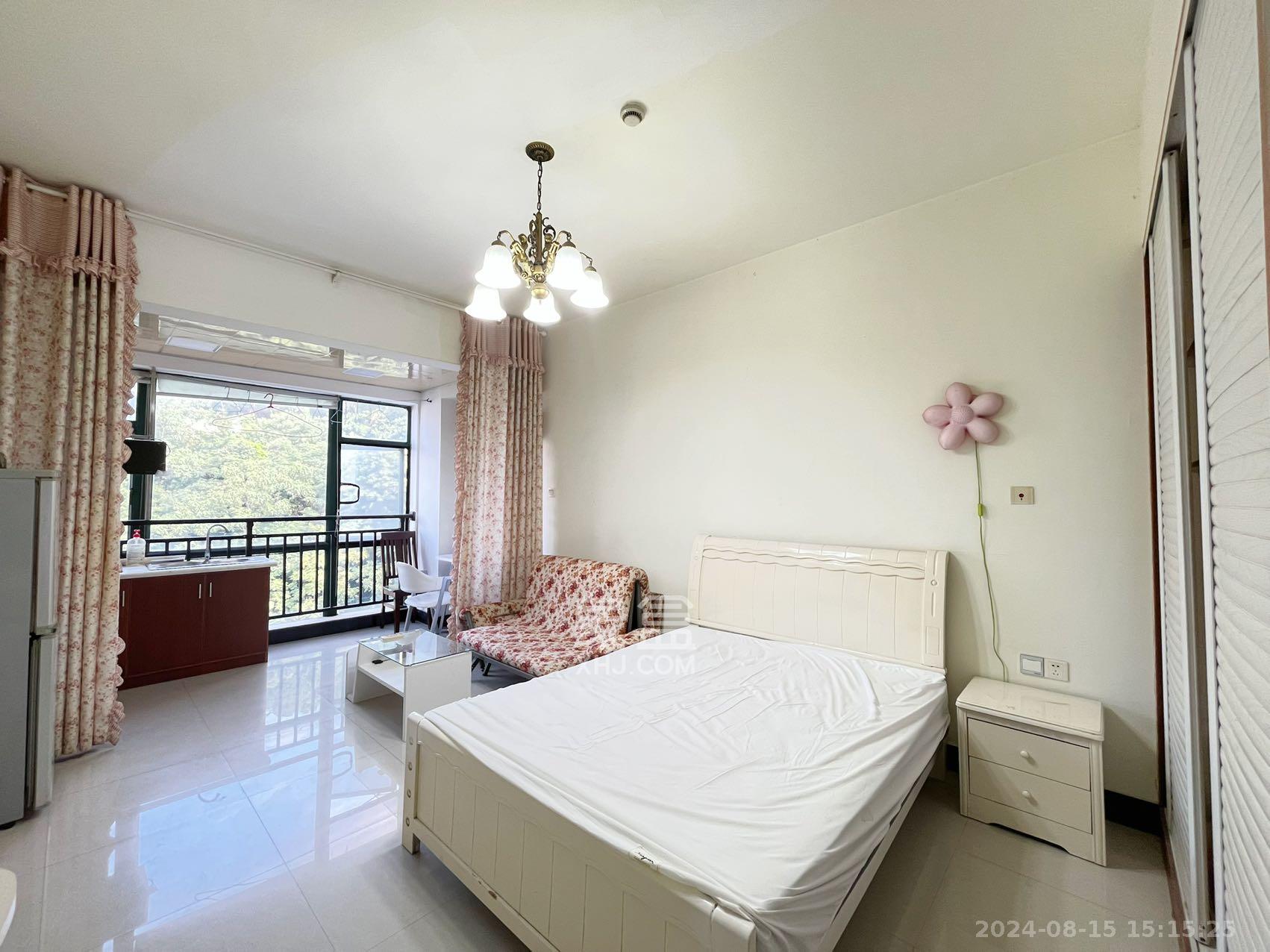 共和世家 1室1厅1卫 1900.0元/月