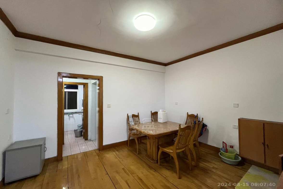 汇达花园 3室2厅2卫 1300.0元/月 汇达花园 3室2厅2卫 1300.0元/月室内图