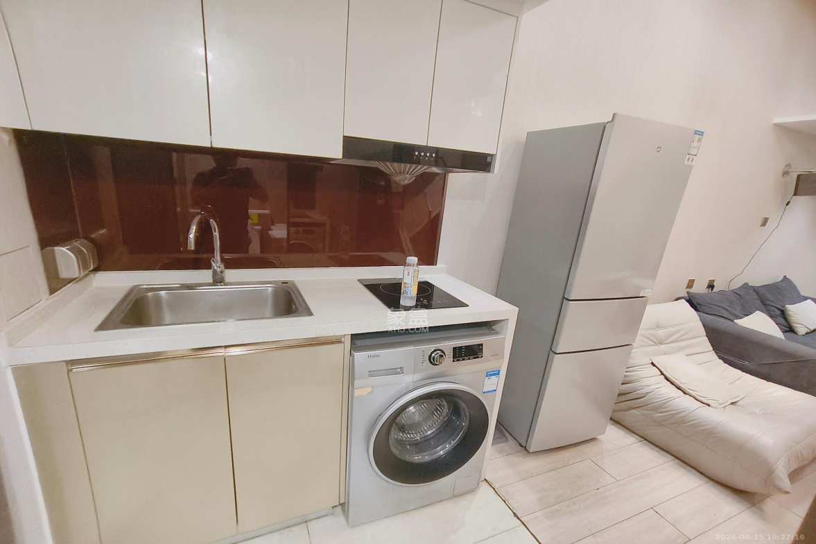 华远华时代  2室1厅1卫   3500.00元/月室内图