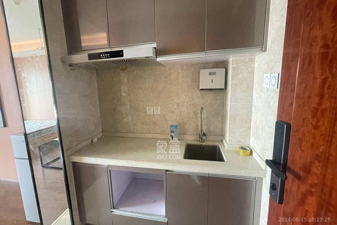 德思勤城市广场(宝格丽公寓) 1室1厅1卫 2000.0元/月 德思勤城市广场(宝格丽公寓) 1室1厅1卫 2000.0元/月室内图