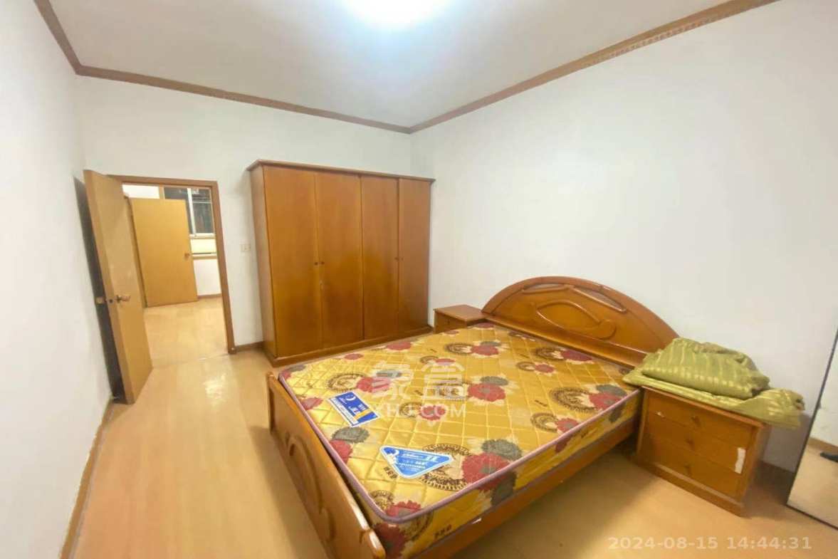 东塘电力院  3室1厅1卫   2300.00元/月室内图