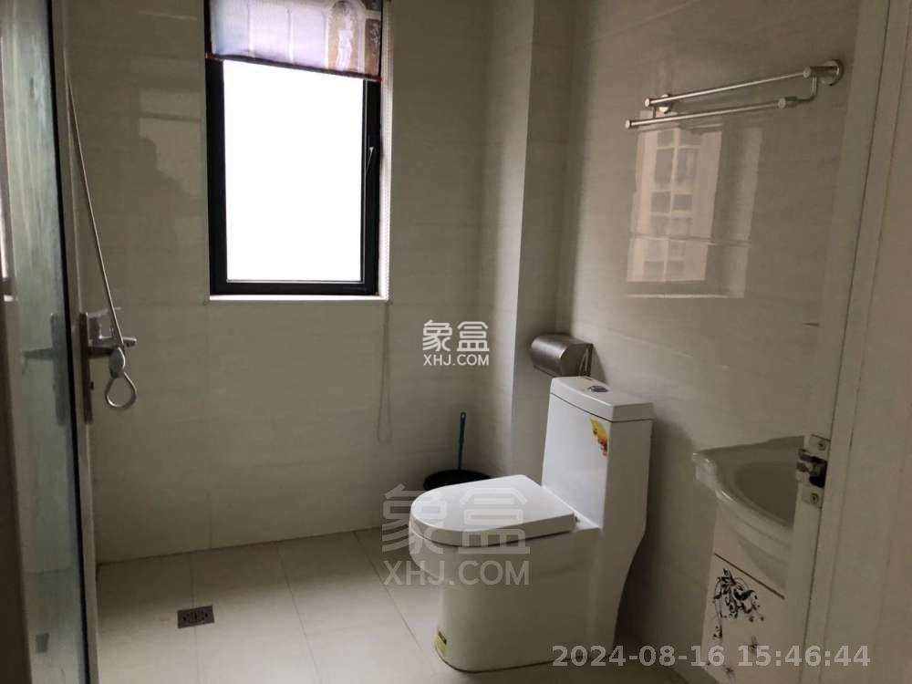 康桥美郡  3室2厅0卫   1700.00元/月室内图