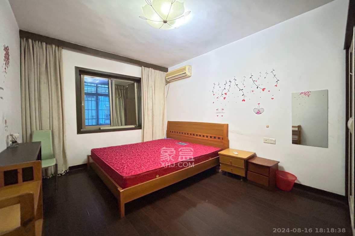 警备区西院  3室1厅1卫    2500.0元/月室内图