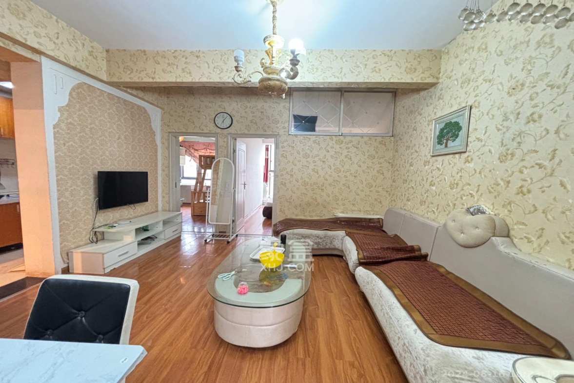 天济山庄(将爱公寓)  2室1厅1卫    1700.0元/月 天济山庄(将爱公寓)  2室1厅1卫    1700.0元/月室内图1