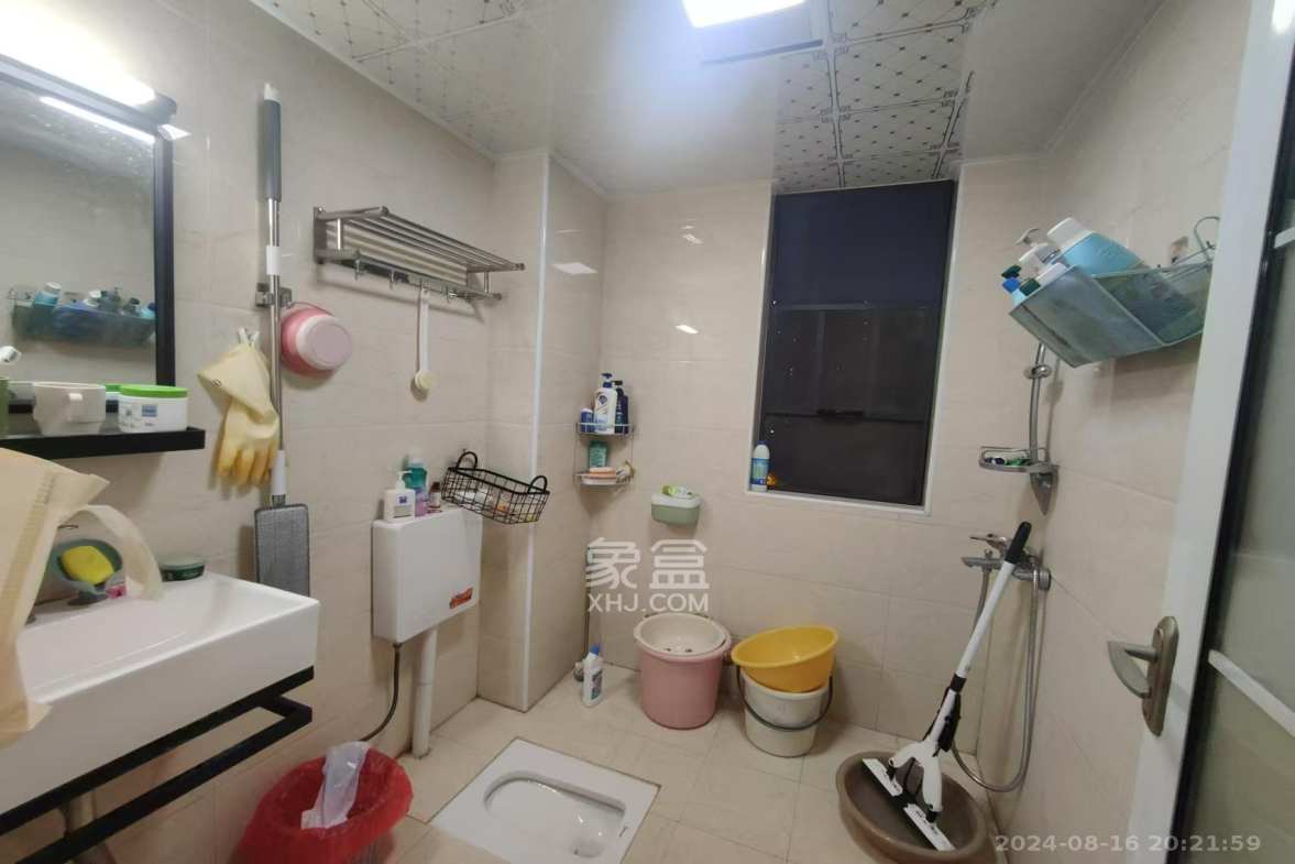 中建梅溪湖中心  1室2厅1卫   3500.00元/月室内图