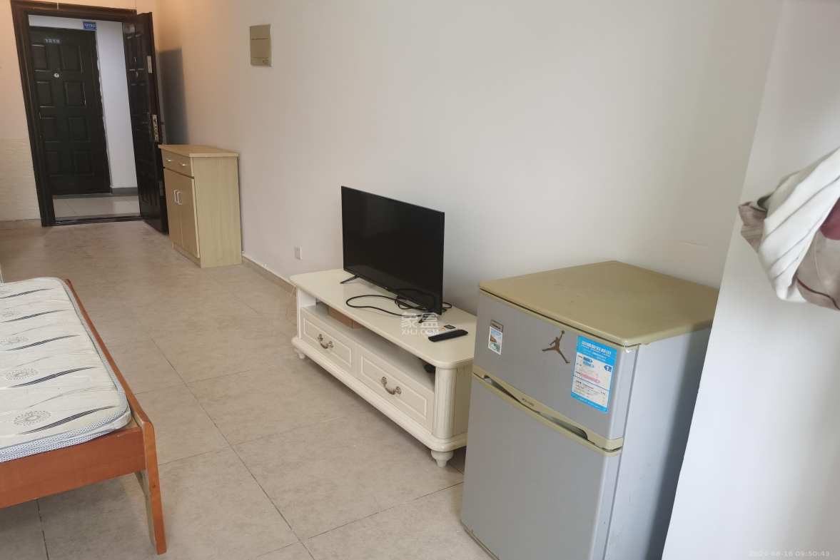 鑫远杰座  1室1厅1卫    1350.0元/月室内图
