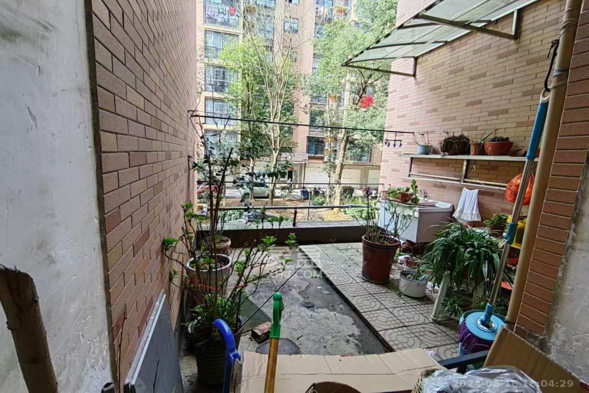 霞光山庄北苑  3室2厅2卫   48.00万室内图
