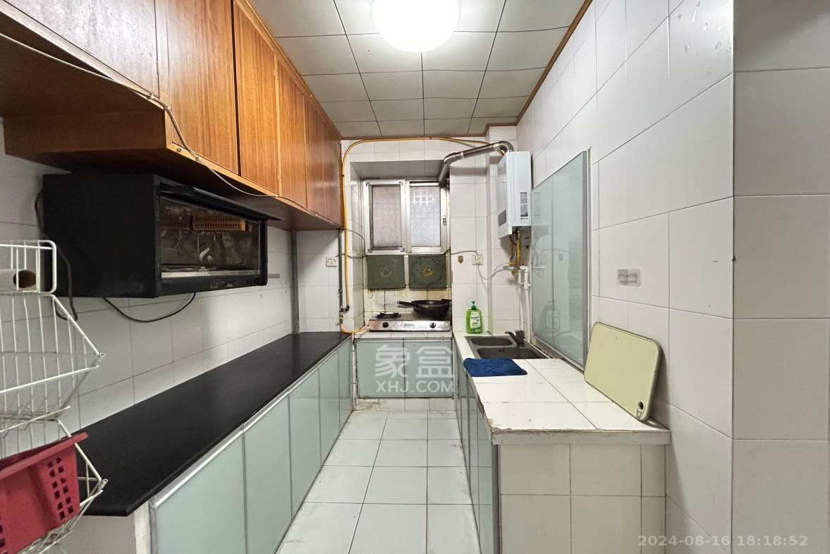 警备区西院  3室1厅1卫    2500.0元/月室内图