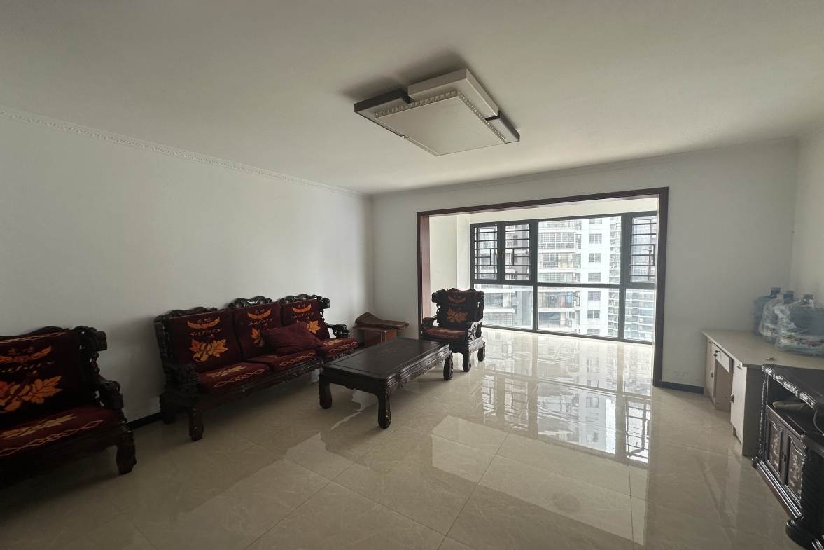 城典丽园  3室2厅2卫    2200.0元/月室内图