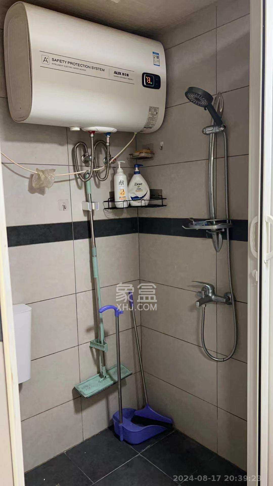 摩天一号  1室1厅1卫   2200.00元/月室内图
