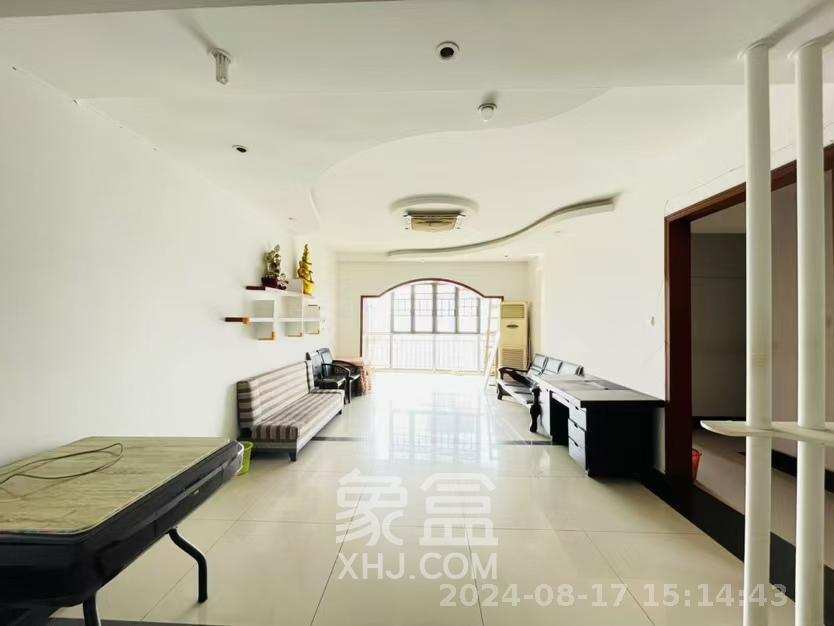 一心花苑  3室2厅2卫   3000.00元/月室内图