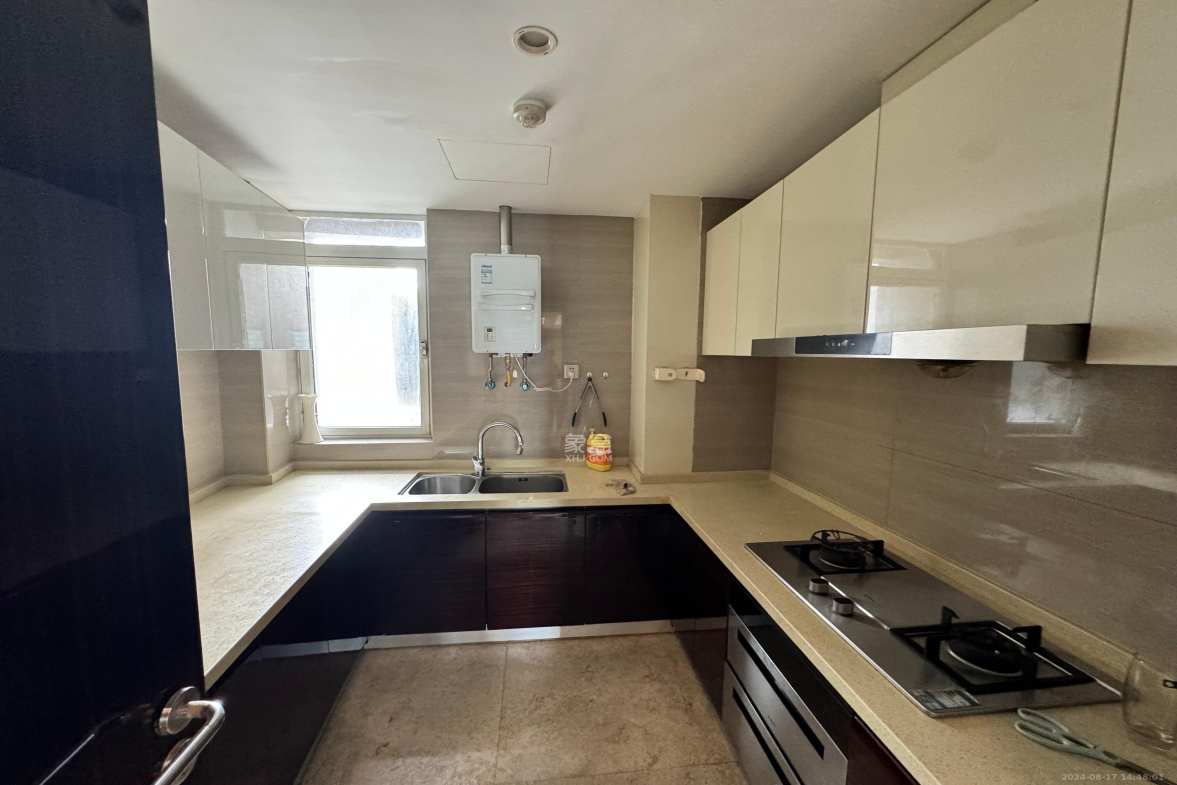 北辰定江洋 3室2厅1卫 11000.0元/月 北辰定江洋 3室2厅1卫 11000.0元/月室内图