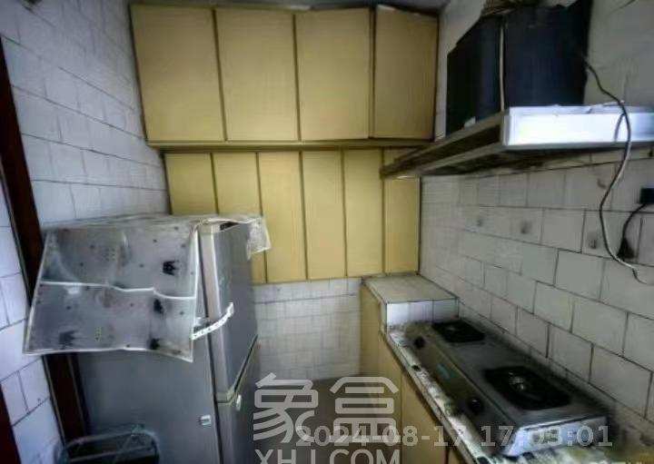 识字里社区  2室2厅1卫    2000.0元/月室内图