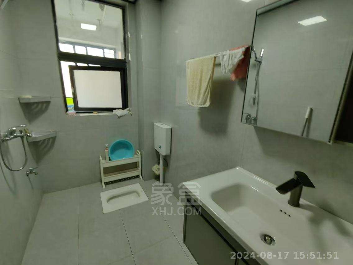 莱茵小镇  3室2厅1卫   1200.00元/月室内图