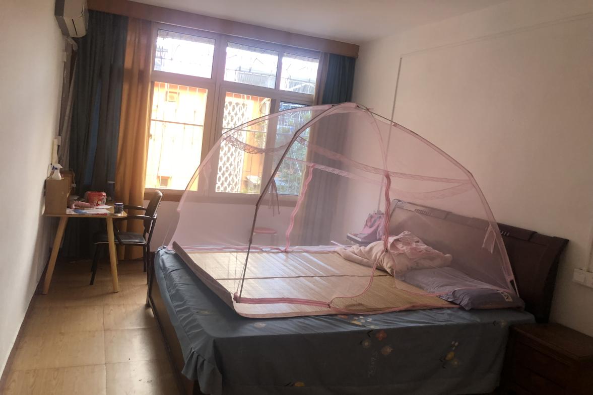 王家小区  1室1厅1卫    450.0元/月室内图