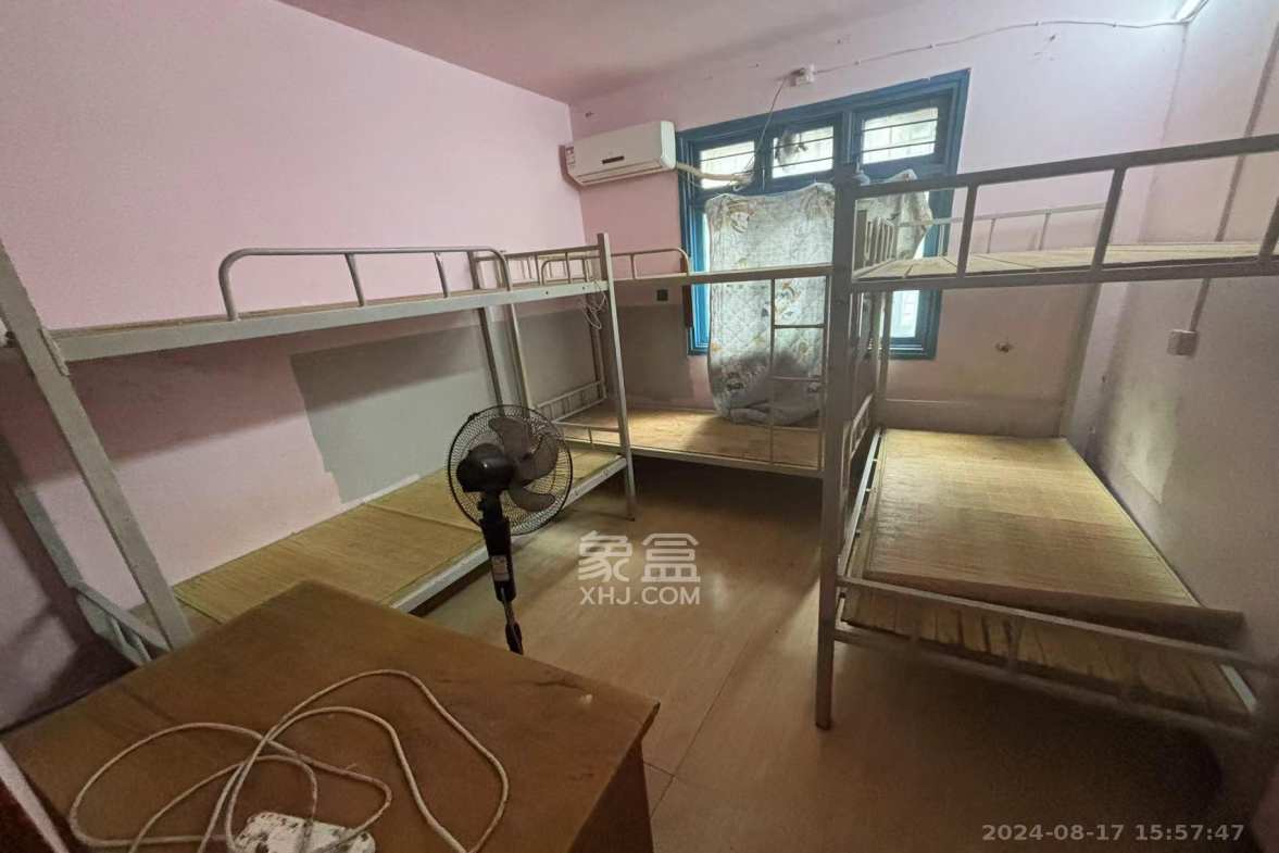 东文庙坪  1室1厅1卫   2200.00元/月室内图