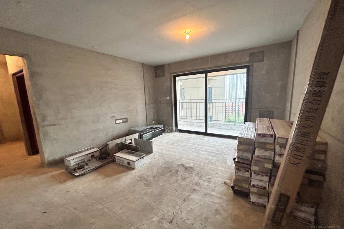 中国铁建梅溪青秀三期  4室1厅2卫   1700.00元/月室内图