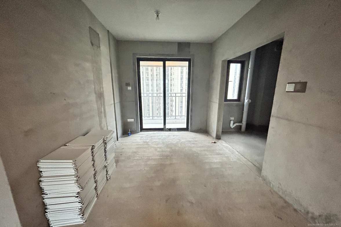 中国铁建梅溪青秀三期  4室1厅2卫   1700.00元/月室内图
