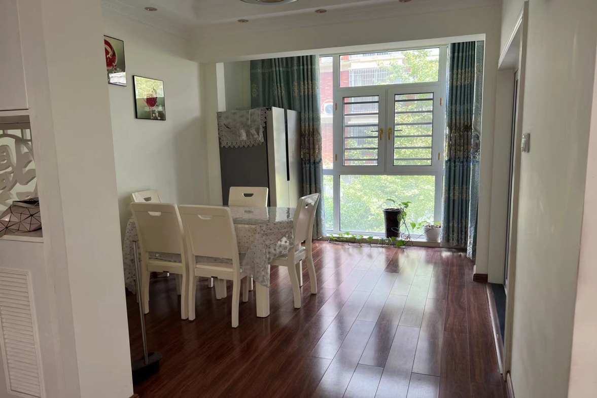 三星龙园 3室2厅2卫 1680.0元/月 三星龙园 3室2厅2卫 1680.0元/月室内图