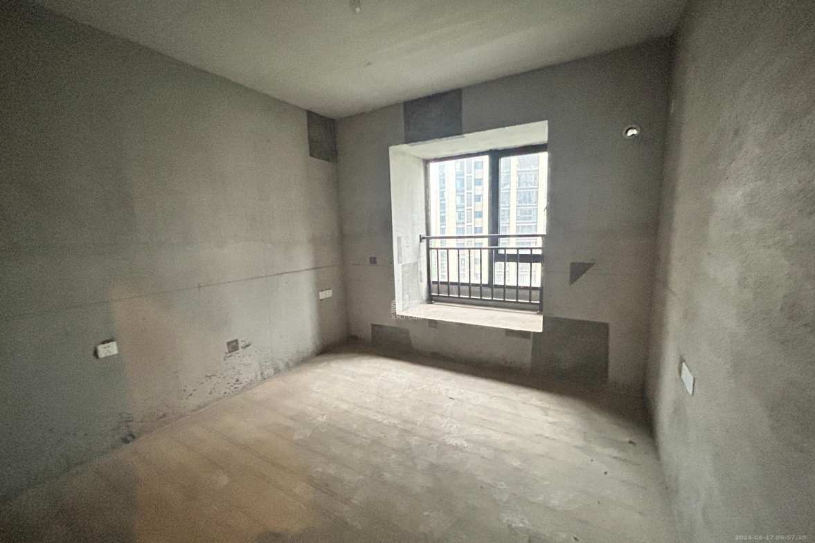 中国铁建梅溪青秀三期  4室1厅2卫   1700.00元/月室内图