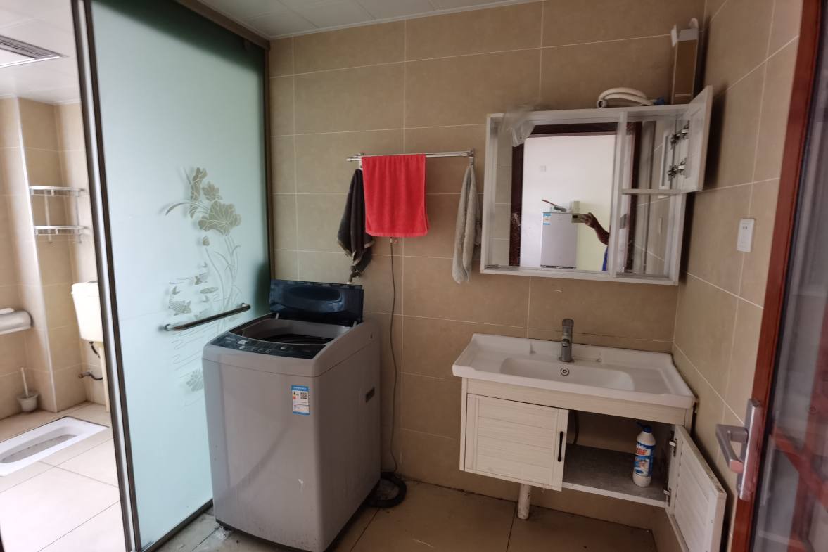 勤政小区(小科七、八、十号地) 3室2厅1卫 850.0元/月 勤政小区(小科七、八、十号地) 3室2厅1卫 850.0元/月室内图