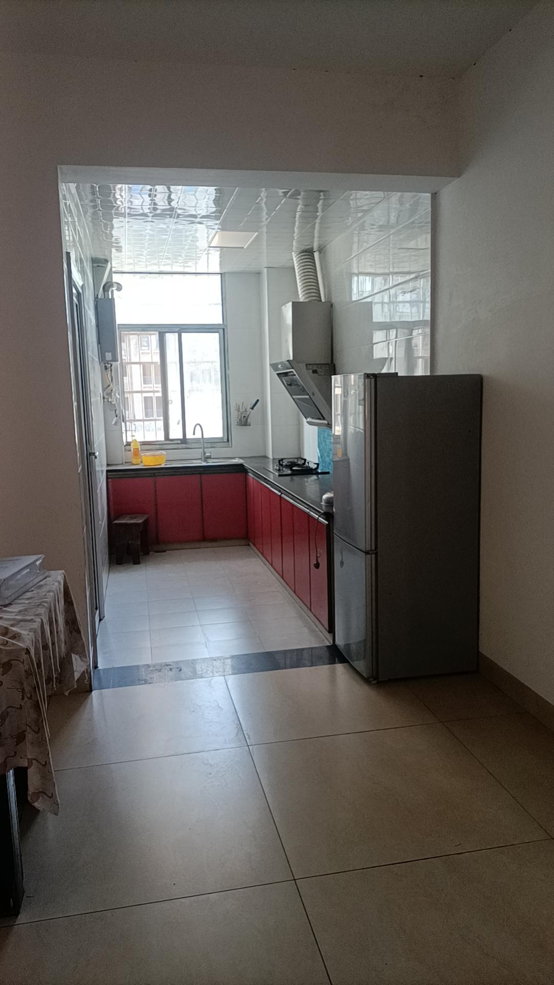 新星花园  1室0厅0卫    1200.0元/月室内图