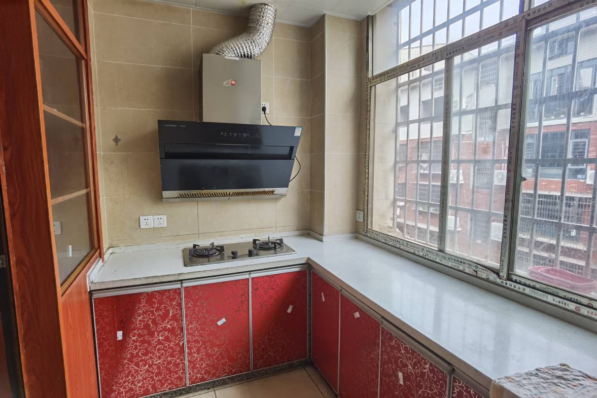 勤政小区(小科七、八、十号地) 3室2厅1卫 850.0元/月 勤政小区(小科七、八、十号地) 3室2厅1卫 850.0元/月室内图