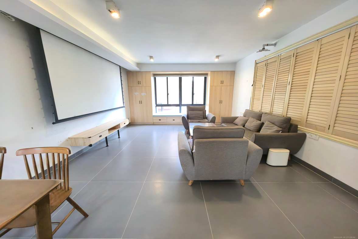 时代云龙城小区  3室2厅2卫   1800.00元/月室内图
