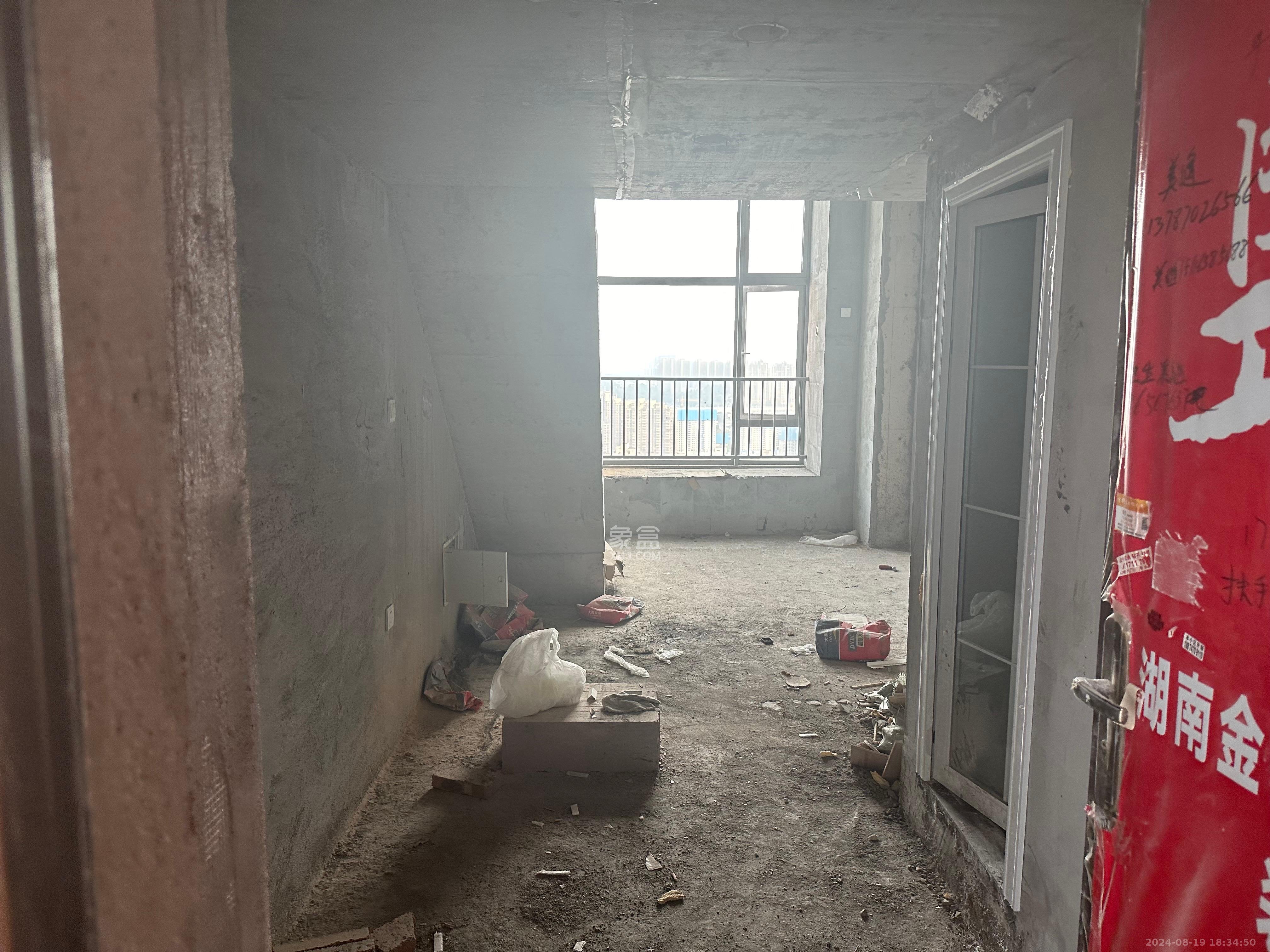 佳兆业云顶都汇  1室1厅1卫    1200.0元/月