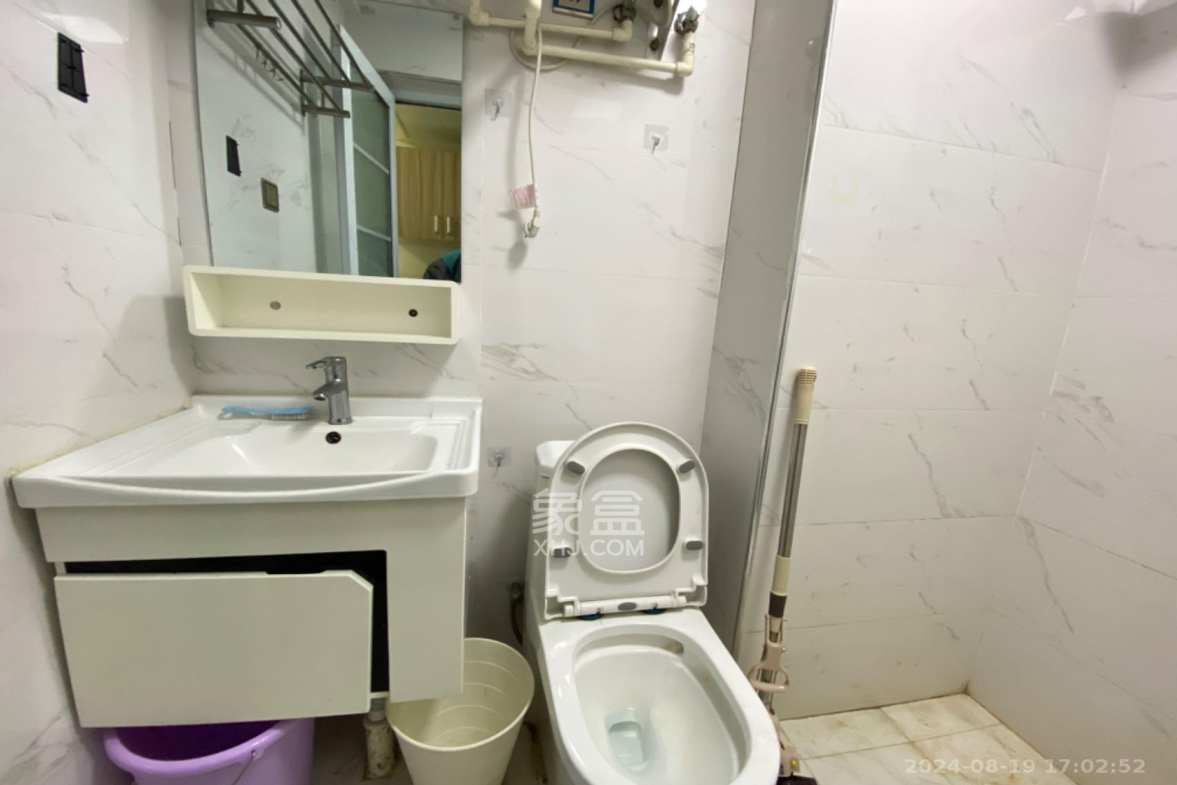 东盈商业广场（华泉城市广场）  1室0厅0卫    1600.0元/月室内图