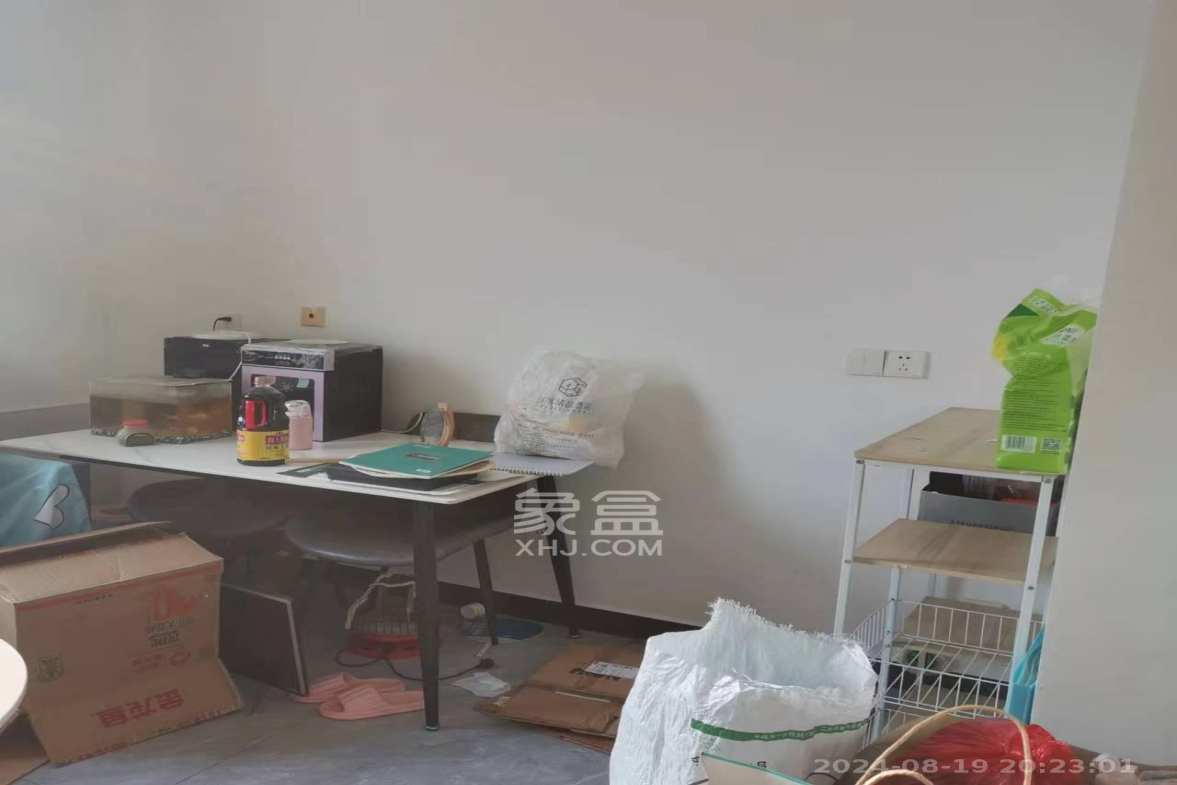 勤诚达新界  2室2厅2卫    1700.0元/月 勤诚达新界  2室2厅2卫    1700.0元/月室内图