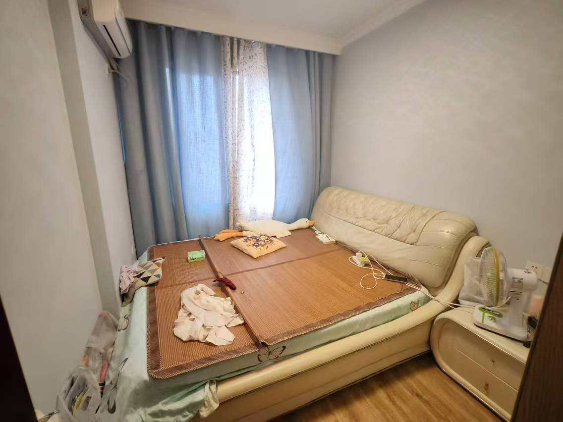 润泽上邸  3室2厅2卫   60.00万室内图