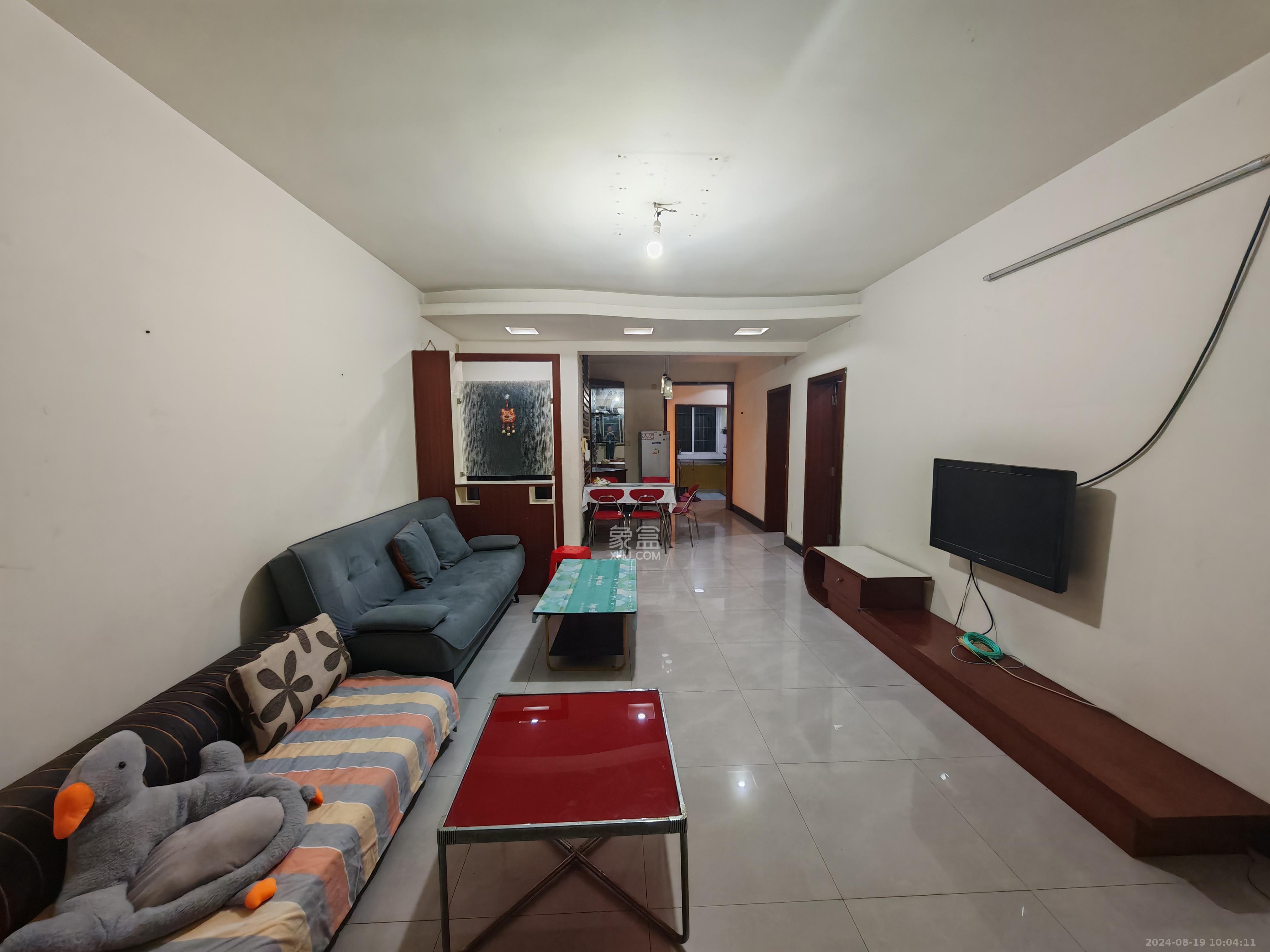 锦绣家园  1室1厅1卫    2100.0元/月