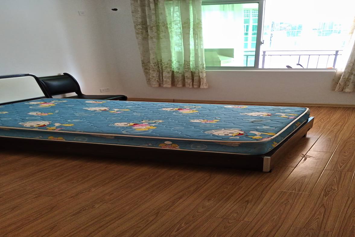 明兴花苑  3室1厅1卫   2000.00元/月室内图