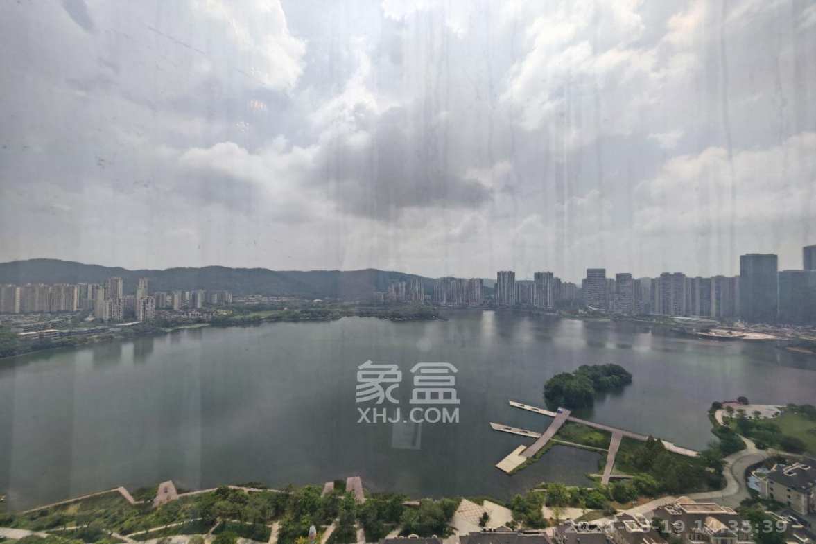 达美溪湖湾  2室1厅1卫   3600.00元/月室内图