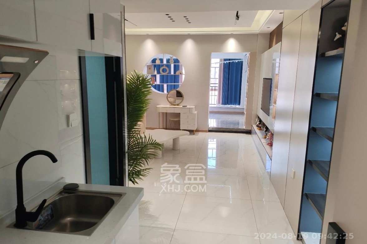 雨花大厦(云海大厦)  1室1厅1卫    3200.0元/月 雨花大厦(云海大厦)  1室1厅1卫    3200.0元/月室内图