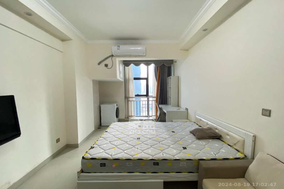 东盈商业广场（华泉城市广场）  1室0厅0卫    1600.0元/月室内图1