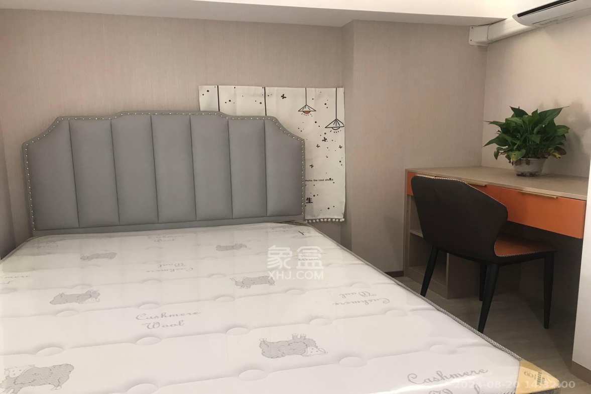 华远华时代  2室1厅1卫   3500.00元/月室内图