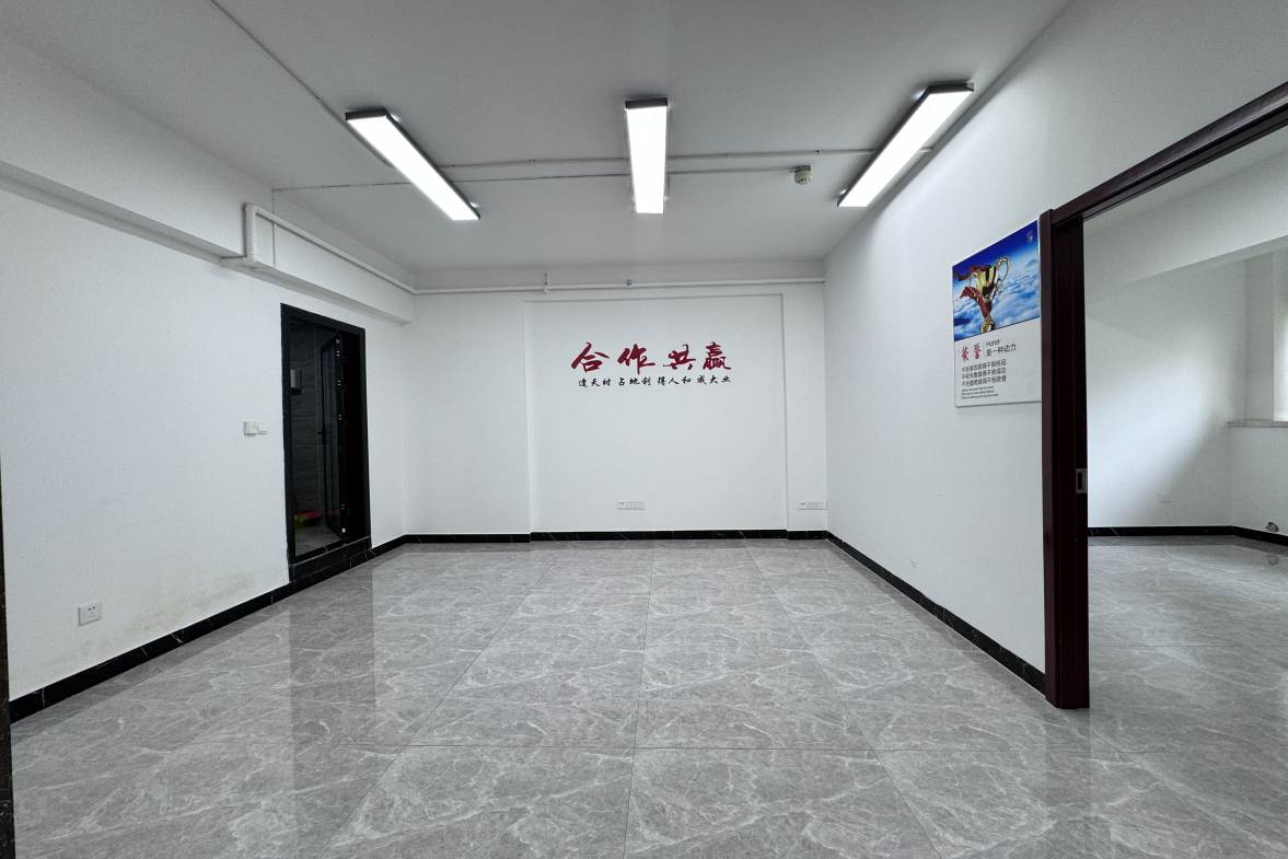 沐林美郡  2室1厅1卫   3000.00元/月室内图