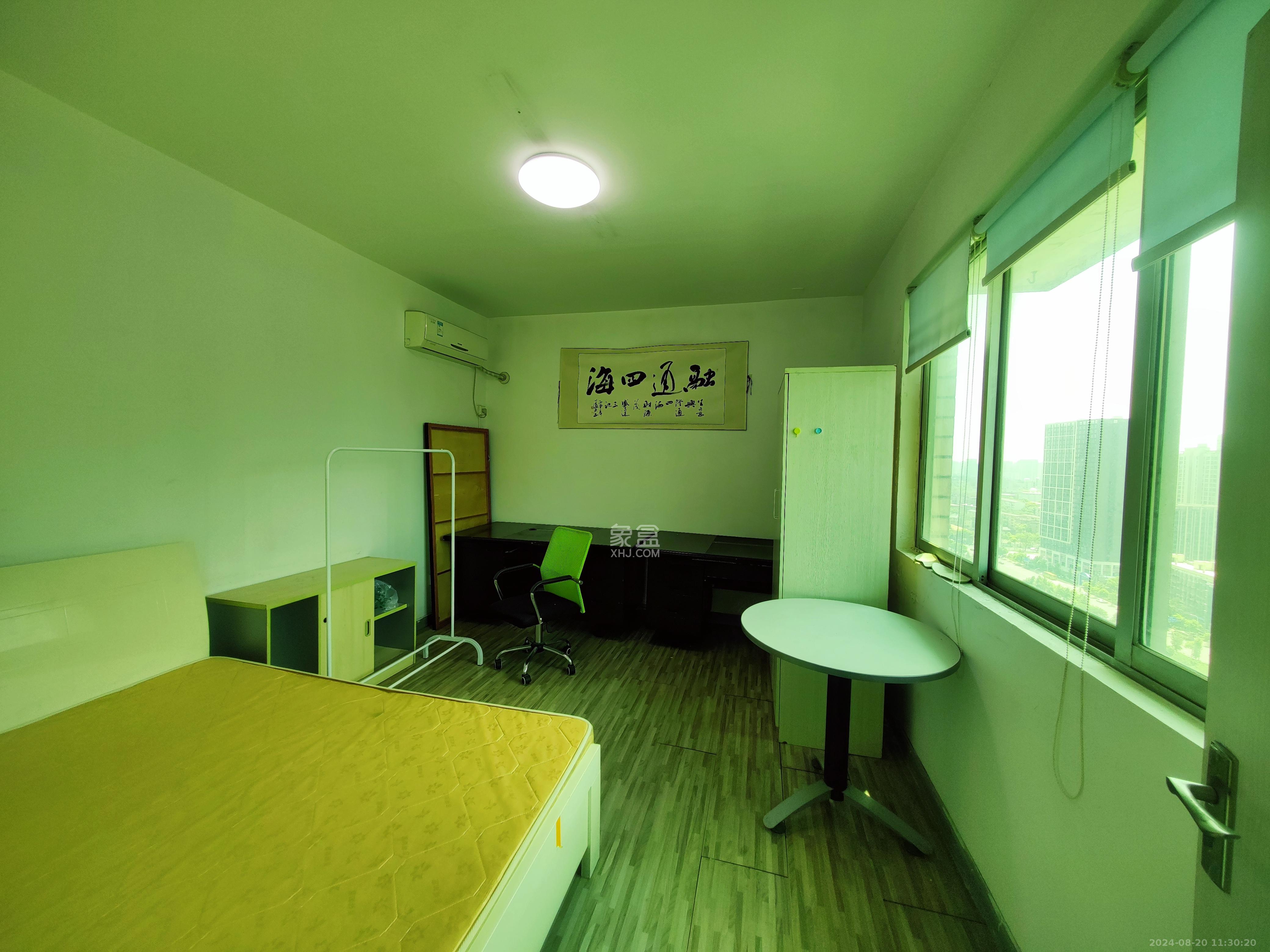 标志大厦   173.05㎡      5000.0元/月室内图