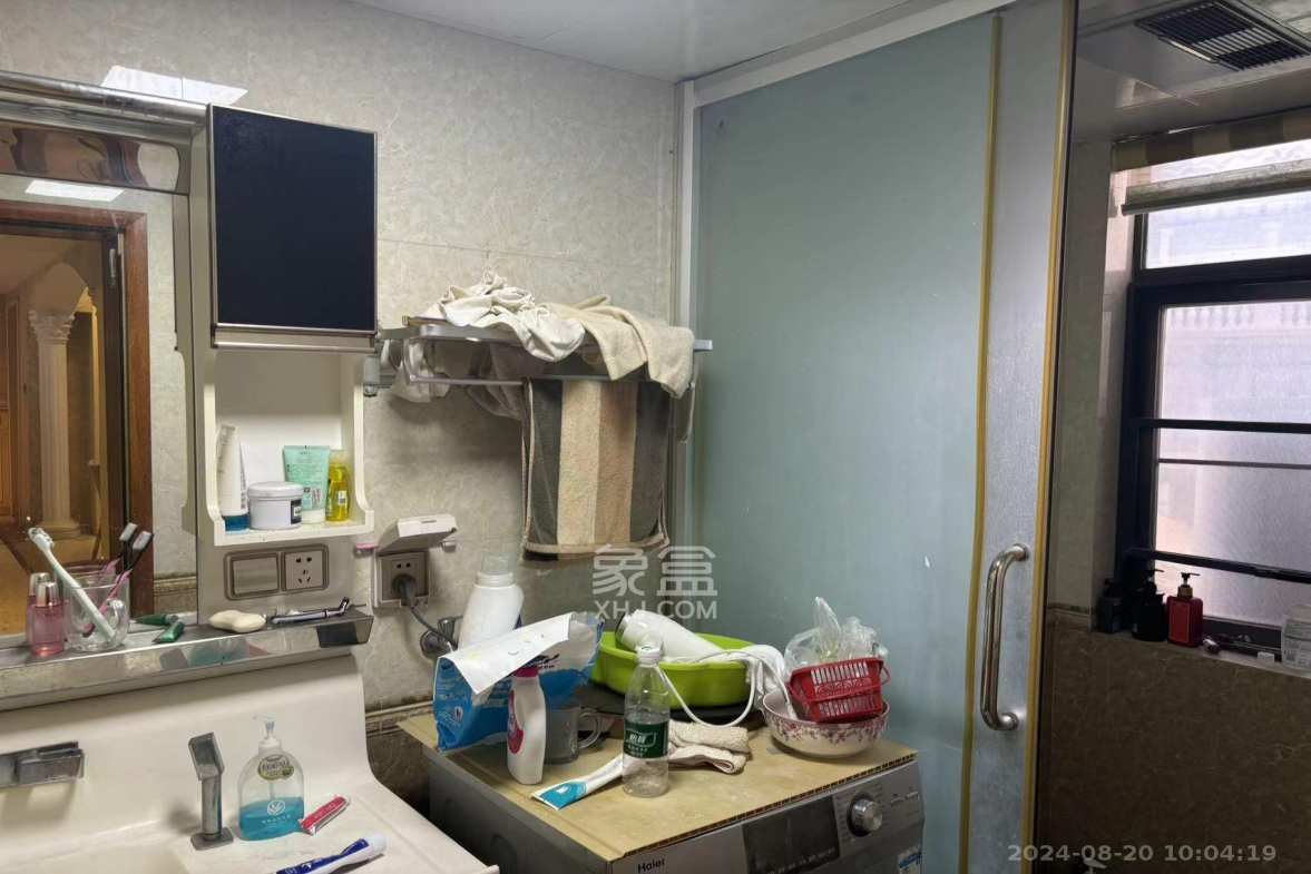 金侨城  4室2厅2卫   58.00万室内图