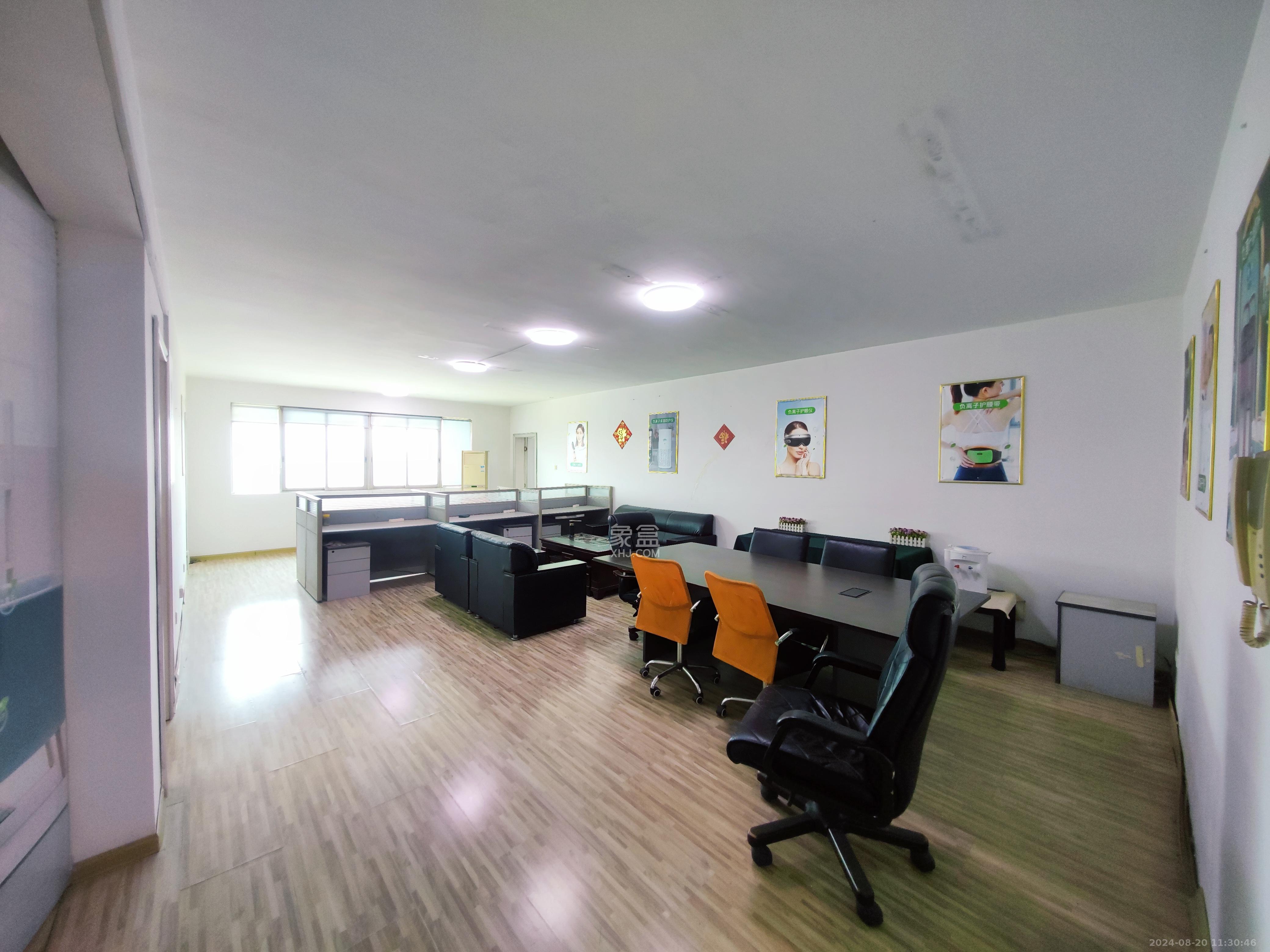 标志大厦   173.05㎡      5000.0元/月室内图