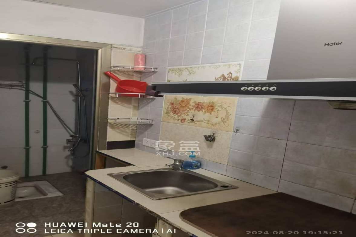 三江花中城 2室2厅1卫 2700.0元/月 三江花中城 2室2厅1卫 2700.0元/月室内图