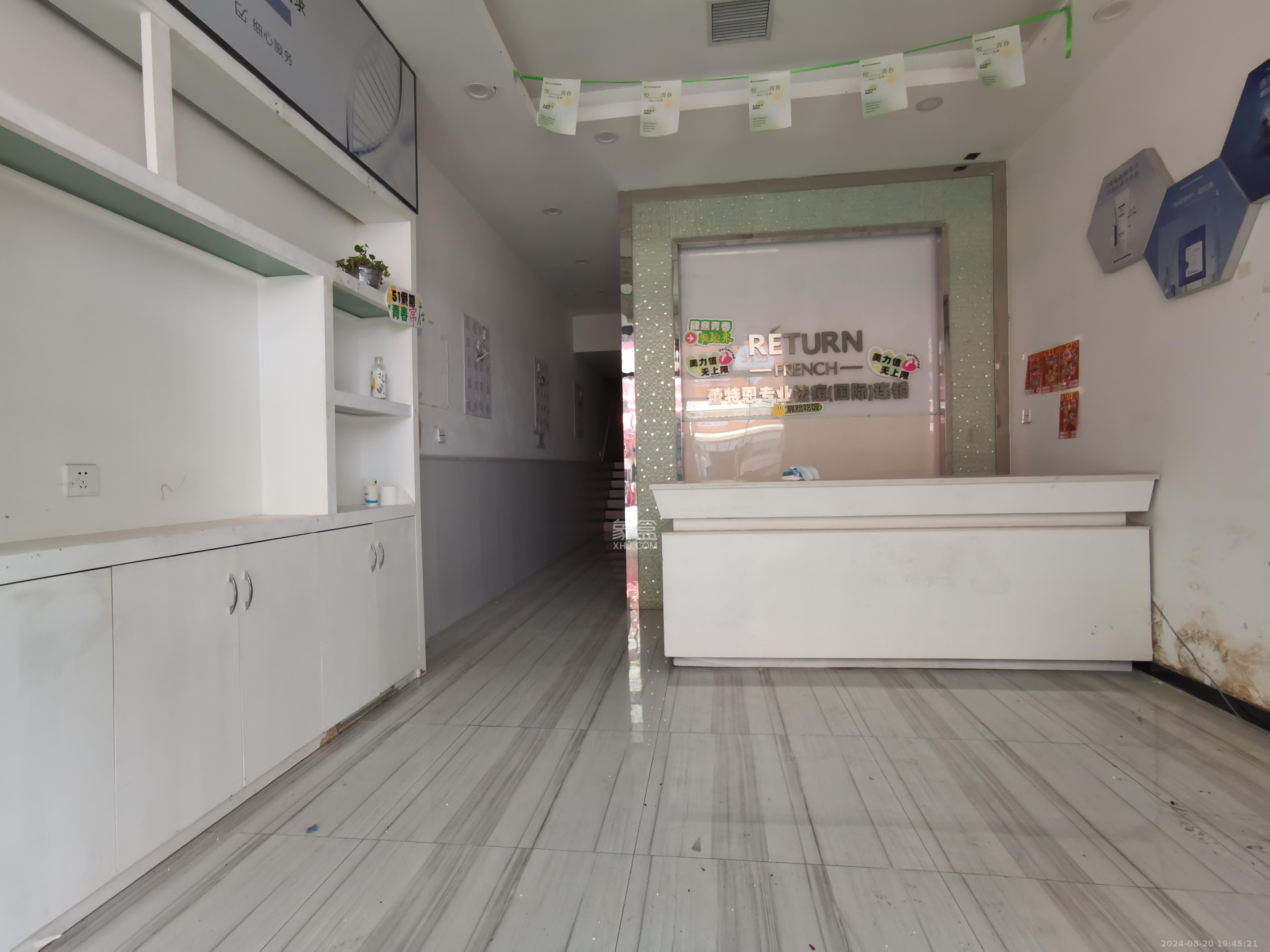 奥克斯广场   110.0㎡      15000.0元/月室内图