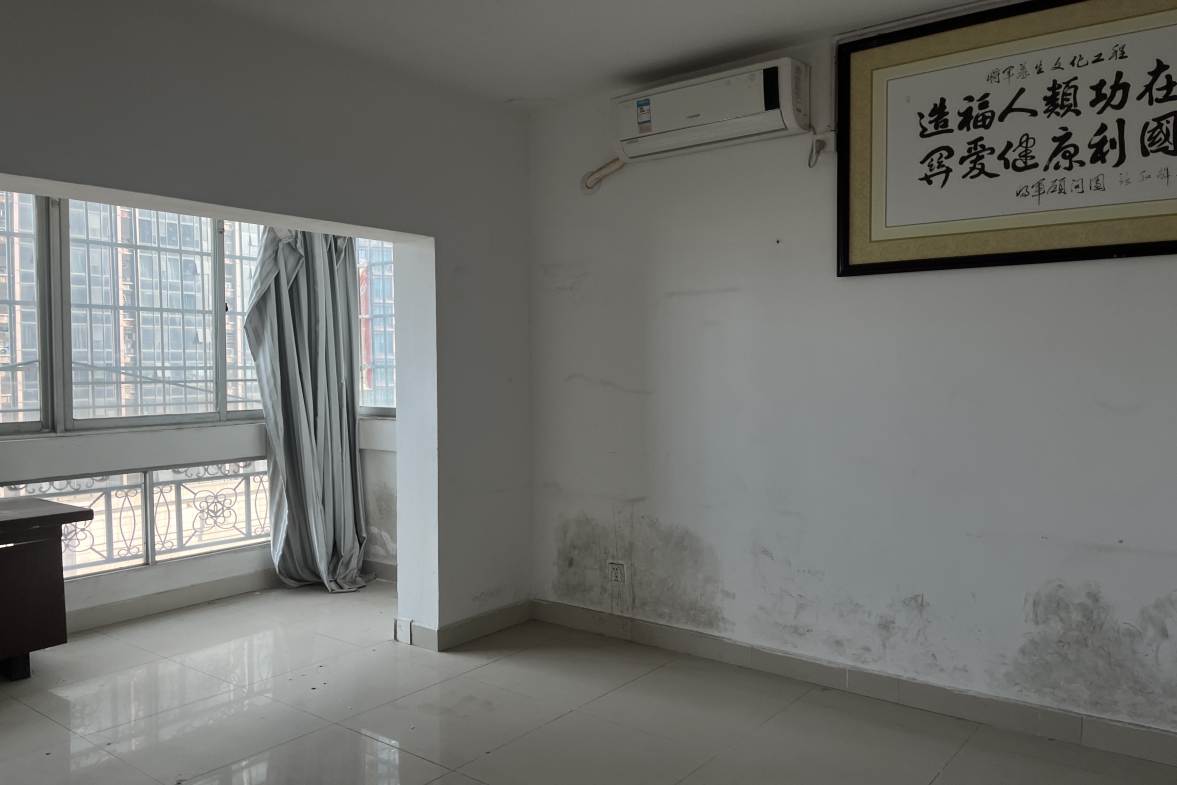 天顺楼  1室0厅0卫   2000.00元/月户型图