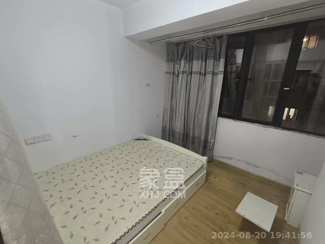 印象天心  2室1厅1卫    2000.0元/月室内图1